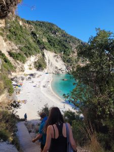 Lefkada-Rentals and Smily to clean up Agiofyli