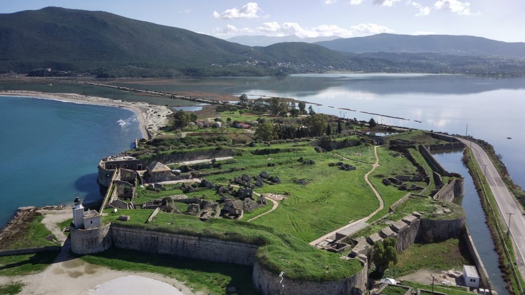 Ένα οδοιπορικό ταξίδι στην εντυπωσιακή Λευκάδα