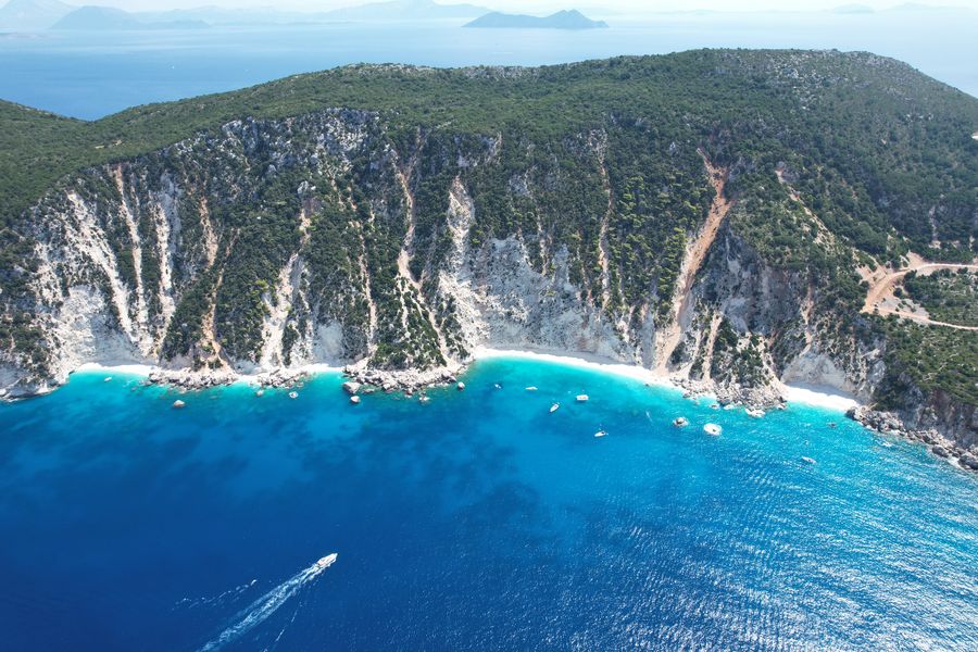 Discover the Hidden Gems of Lefkada by RIB or Motorboat!