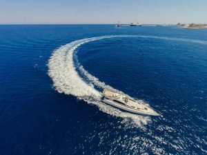 Private motor boat cruises