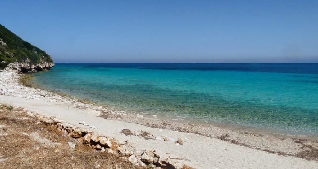 Tsoukalades: A Tranquil Escape into Traditional Greek Charm on Lefkada's Western Coast!