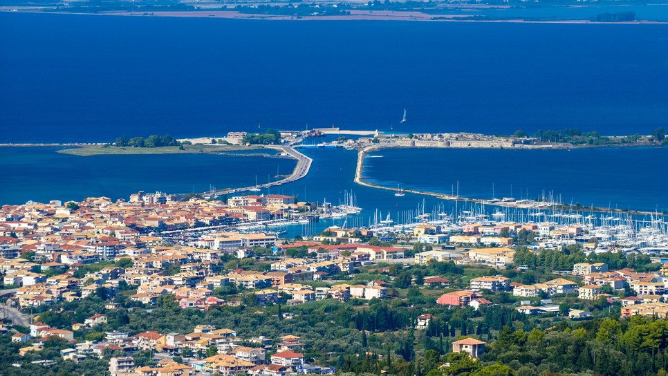 Book a villa in Lefkada