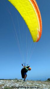 Paragliding landing