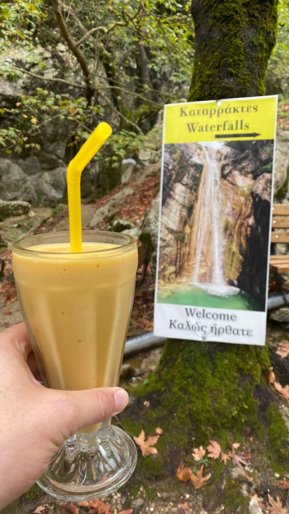 Coffee places and snack bars in wonderful landscapes