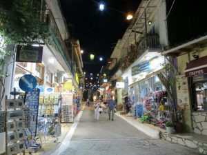 Summer opening hours on the island of Lefkada.